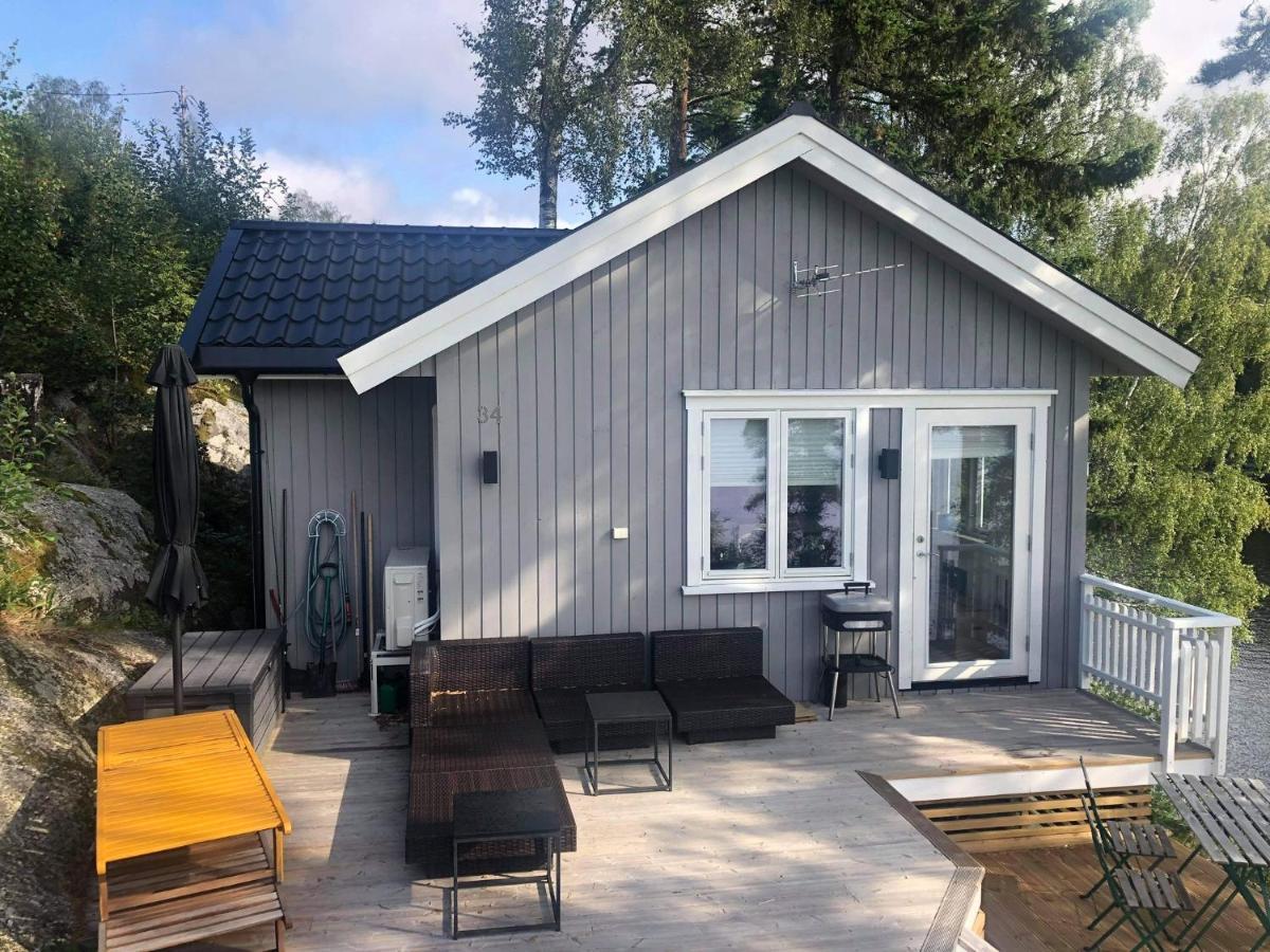 Lyseren Waterfront Cabin Omberg Exterior foto